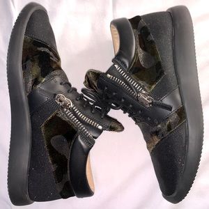 Giuseppe Men’s mid top sneaker